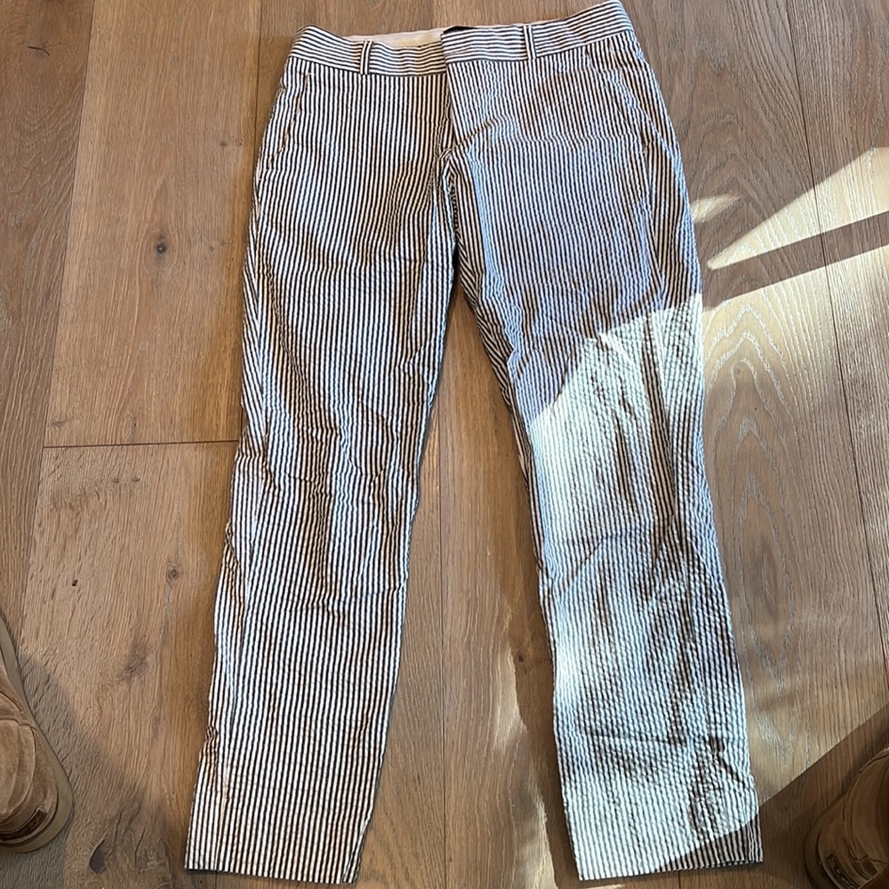 Banana Republic seersucker Avery pants 0
